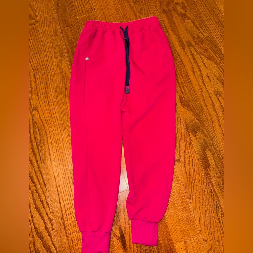 FIGS SCRUB PANTS